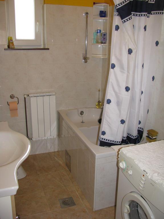 Apartment Megi Tribalj Eksteriør bilde